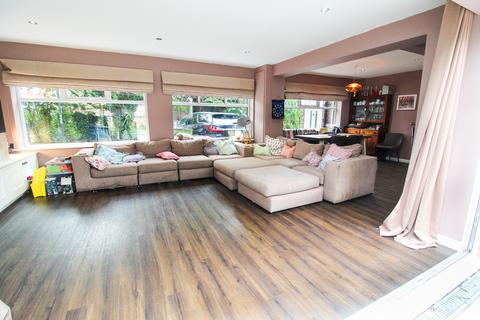 5 bedroom detached house for sale, Greave, Romiley