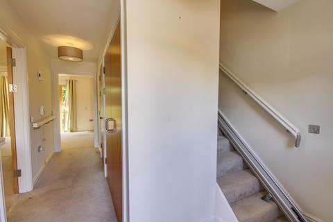 2 bedroom retirement property for sale, Kleinwort Close, Haywards Heath, RH16