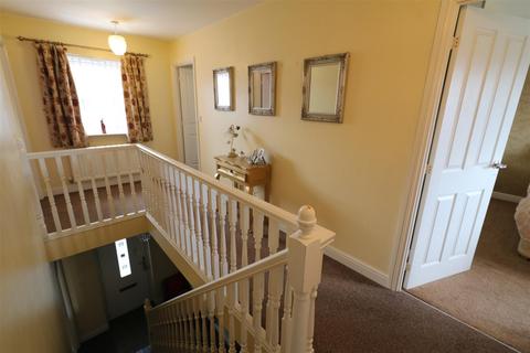 4 Beswick Brook Close, Stoke-on-trent, ST2 7QE