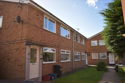 2 bedroom flat to rent, Peninsular Close, Feltham, Middlesex, TW14