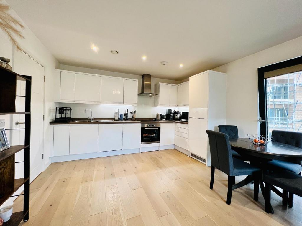 Kitchen / dinning area