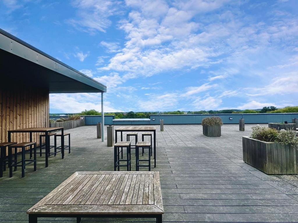 Communal rooftop area