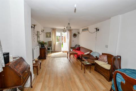 3 bedroom end of terrace house for sale, Collyer Road, London Colney, St. Albans