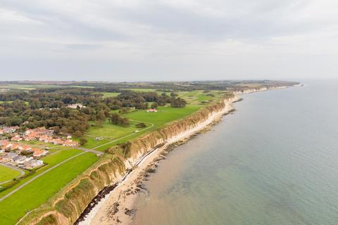 6 bedroom detached house for sale, High Street, Bempton, Bridlington, East Riding of Yorkshire, YO15 1HP