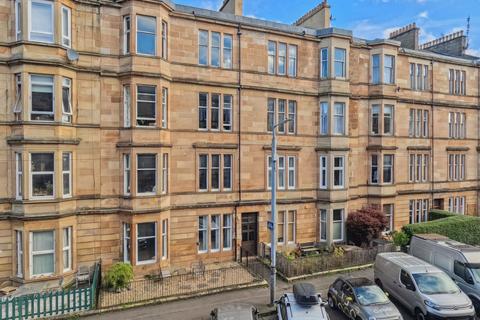 2 bedroom flat for sale, Albert Avenue, Flat 0/1, Queens Park, Glasgow, G42 8RE