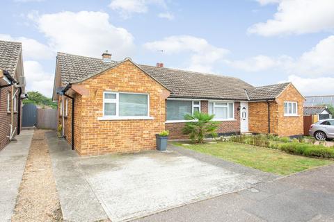 2 bedroom semi-detached bungalow for sale, Oxenden Crescent, Wingham, CT3