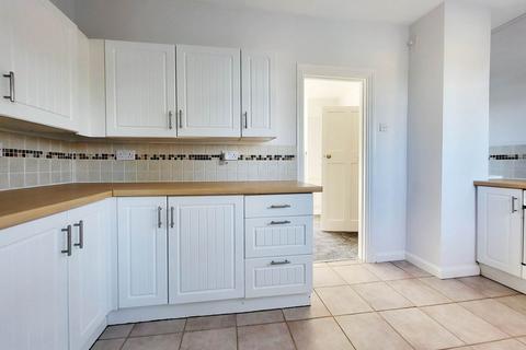 1 Boxfield Road, Axminster, EX13 5LB