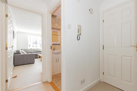 14 Heathlee Road, Dartford, DA1 3PW