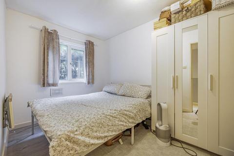 1 bedroom flat for sale, Isleworth,  Richmond,  TW7,  TW7