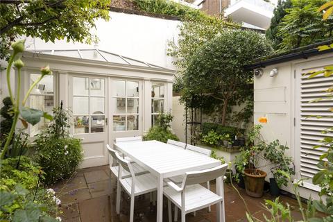 3 bedroom terraced house for sale, Cadogan Lane, London, SW1X