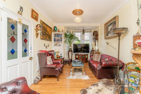 2 bedroom terraced house for sale, Landseer Road, Enfield