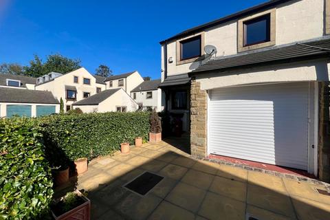 3 bedroom semi-detached house to rent, Old Bridge Rise, Ilkley, West Yorkshire, LS29