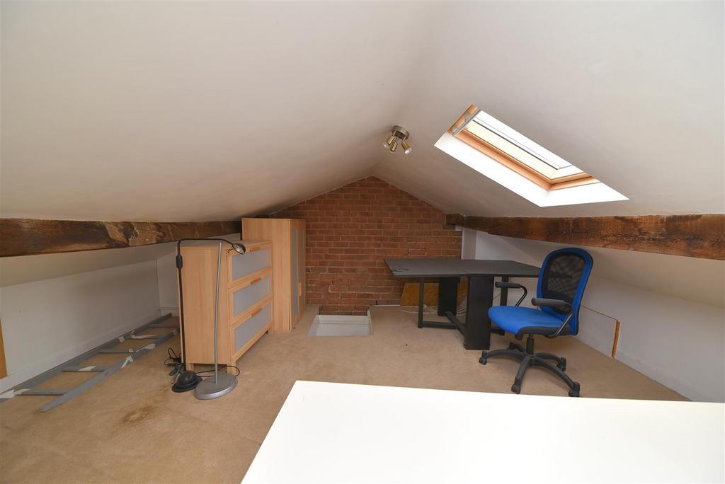 Loft2.JPG