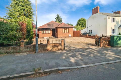 2 bedroom detached bungalow for sale, Newbold Road, Rugby CV21