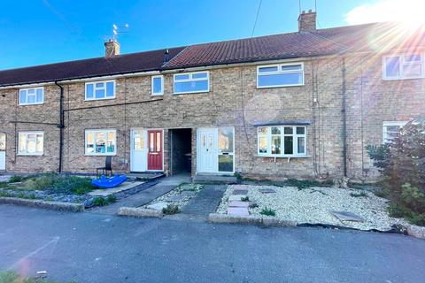 38 Burcott Garth, Hull, HU4 7LG