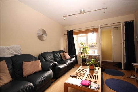 1 bedroom in a house share to rent, Lynwood, Guildford, Surrey, GU2