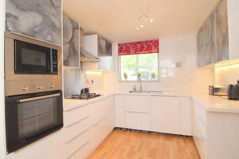 3 bedroom terraced house to rent, Lauser Road,  Stanwell,  TW19