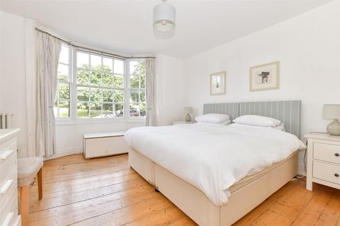 undefined, Union Road, Cowes, Isle of Wight