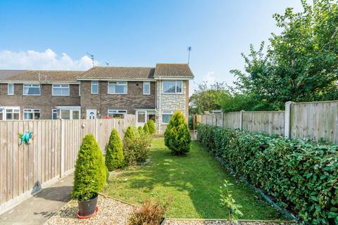 2 bedroom end of terrace house for sale, Catchpole Close, Kessingland