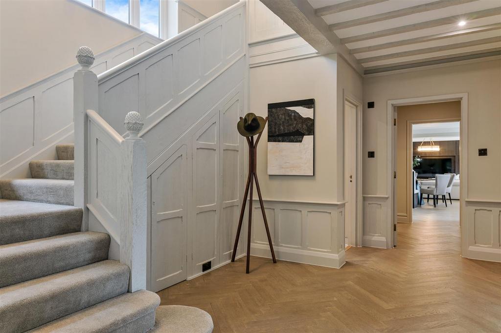 KINGSWOOD HOUSE (40).jpg