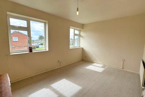 33 Devonshire Green, Farnham Royal, Slough, SL2 3DX