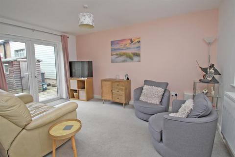 2 bedroom semi-detached house for sale, High Street, Wootton Bridge.