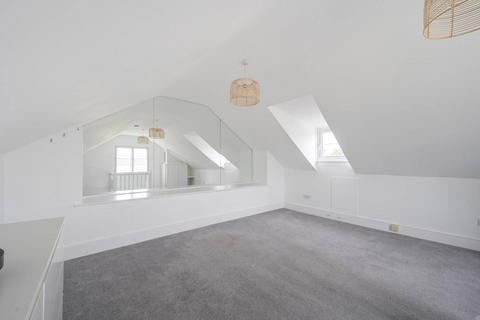 1 bedroom flat for sale, London E3