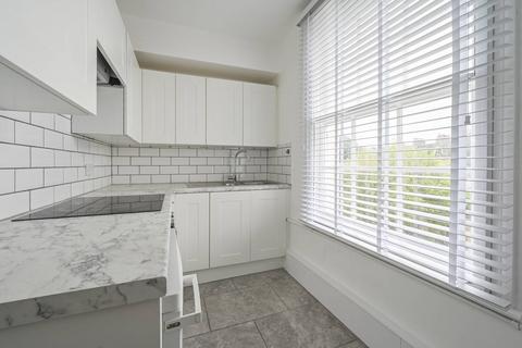 1 bedroom flat for sale, London E3