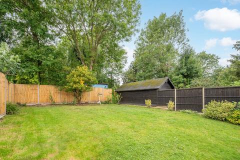 Flat 2, 13 Argyle Road, London, N12 8JA