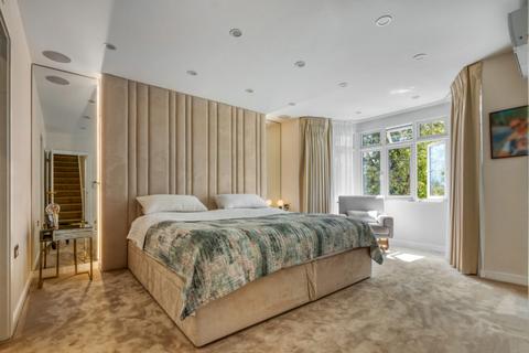 6 Audley Road, London, W5 3ET