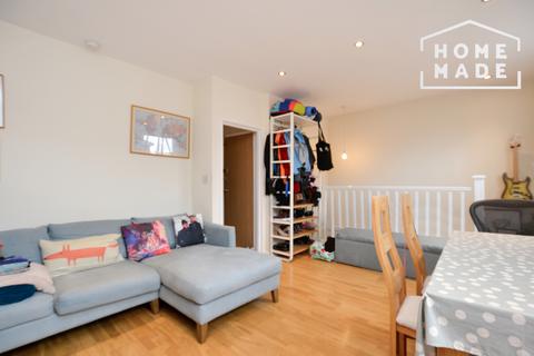 2 bedroom flat to rent, Manor Avenue, SE4