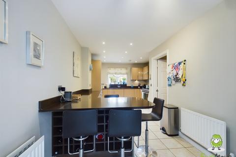 23 Cowslad Drive, Chineham, Basingstoke, RG24 8EQ