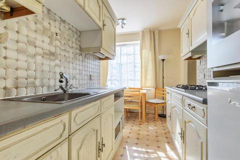 1 bedroom flat for sale, Kingsmill,  St John's Wood,  NW8