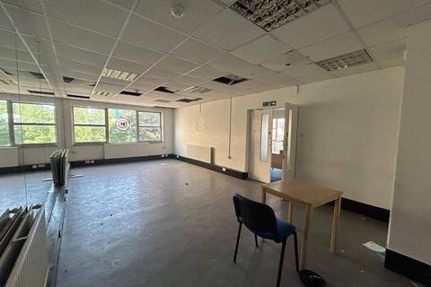 Office to rent, Chapel Street, Luton LU1