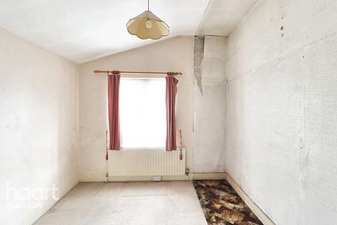 3 bedroom terraced house for sale, Glasgow Road Plaistow, London