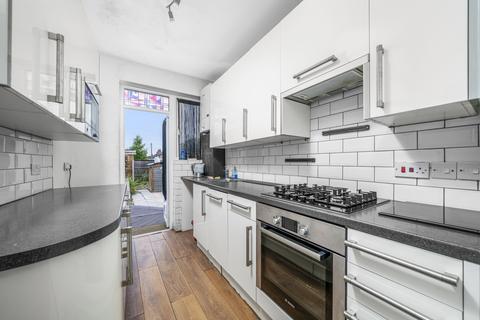 14 Broadview Road, London, SW16 5AU