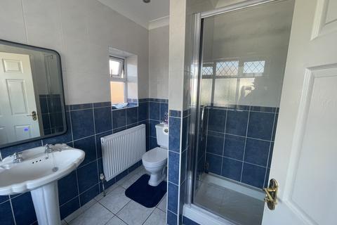 1 bedroom in a house share to rent, Langdon Road, Poole BH14