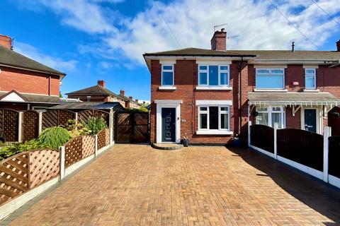 3 bedroom end of terrace house for sale, Friars Road, Stoke-On-Trent, ST2