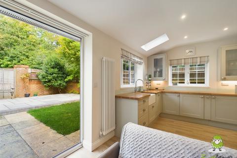 67 Causton Road, Beggarwood, Basingstoke, RG22 4QQ