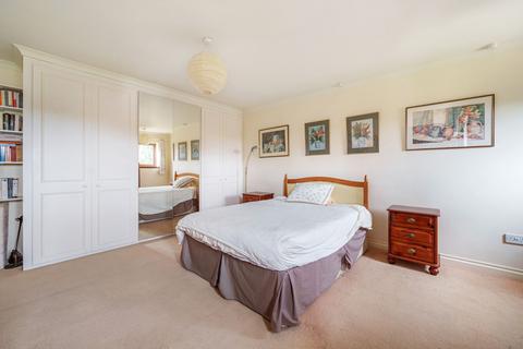 2 Weir Gardens, Pershore, WR10 1DX