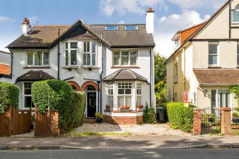 4 bedroom semi-detached house for sale, Gordon Avenue, Camberley, Surrey, GU15