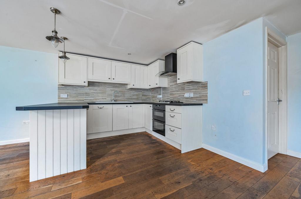 Penwarden Way, Bosham, PO18 3 bed detached house for sale £425,000