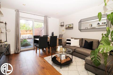 38 Sanderling Close, Letchworth Garden City, SG6 4HY