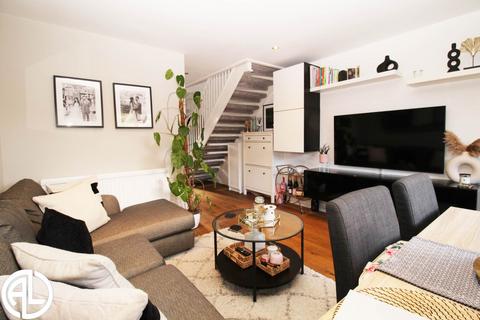 38 Sanderling Close, Letchworth Garden City, SG6 4HY