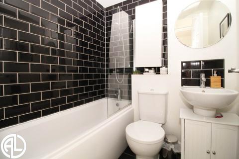 38 Sanderling Close, Letchworth Garden City, SG6 4HY