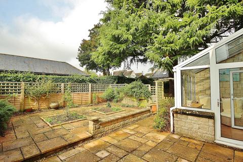 2 bedroom terraced house for sale, St Marys Mead, Witney, OX28