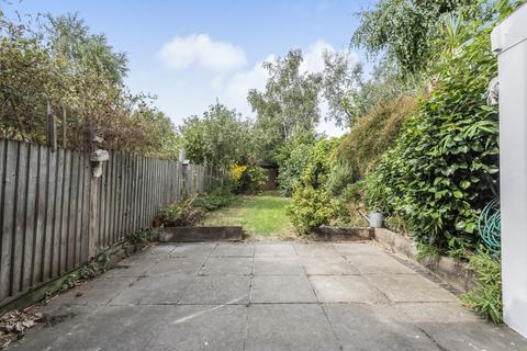 4 bedroom terraced house to rent, Chesterfield Grove Dulwich SE22