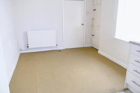 2 bedroom terraced house to rent, Church Street, Usk NP15