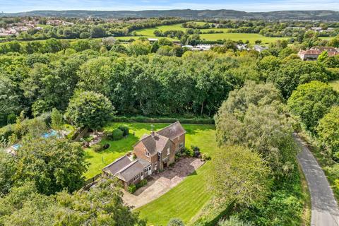 4 bedroom detached house for sale, Hankham Hall Road, Pevensey BN24