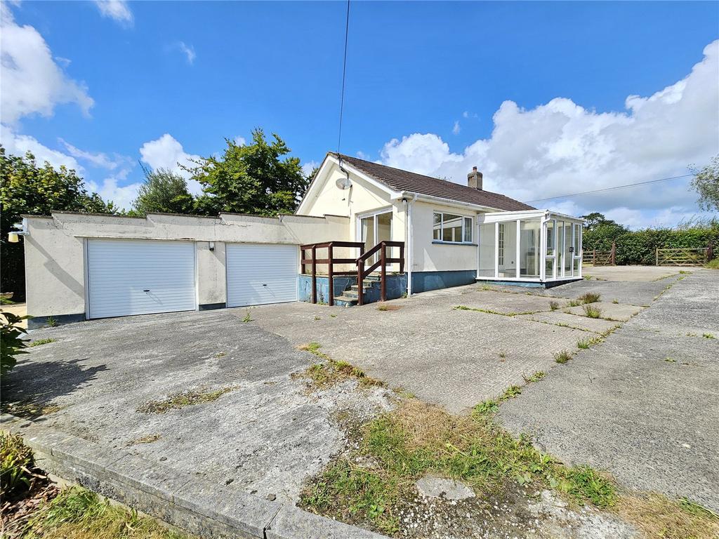Beaworthy, Devon 3 bed bungalow - £400,000